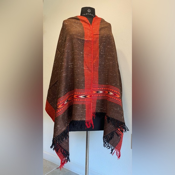 Hand Crafted Stole - Picture 10 of 16